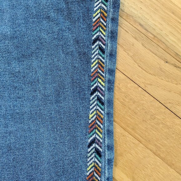 Distressed Knox Rose Jeans w/Embroidery - SZ 6 - Picture 9 of 9